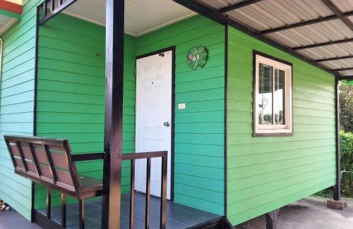 Kaset Wisai Hotel | เมืองบัวการ์เด้นท์รีสอร์ท