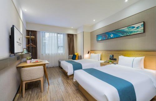 Jeifangbei Central Business District Hotel | 丽呈君顿酒店重庆解放碑步行街洪崖洞店