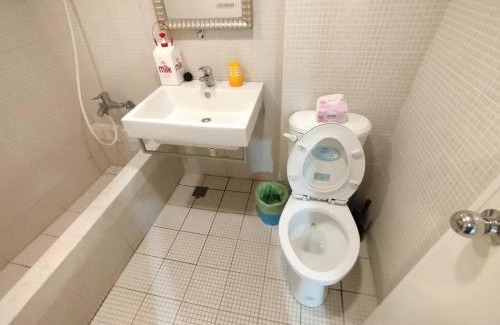 Tainan City Centre House | 南客ㄧ雙人,四人套房