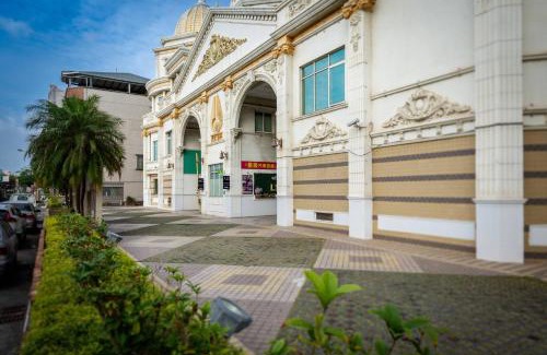 Tainan City Centre Hotel | 國妃鷹堡時尚健康館King & Princess Motel