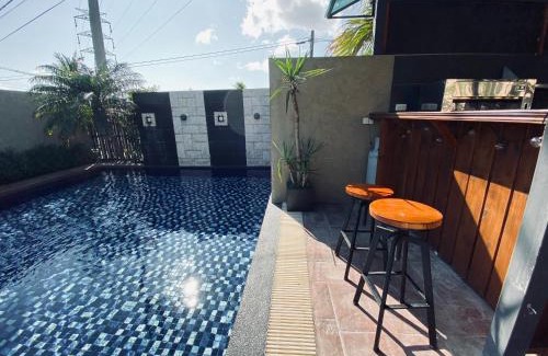 Hengchun Villa | 墾丁裡小路包棟Villa