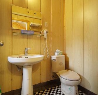 Gukeng Ski Chalet | 大湖底木屋民宿