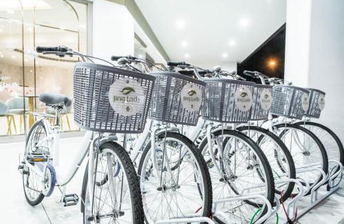 West District Hotel | 婧仕女微旅