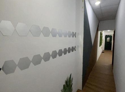 Old Town Hotel | 安北路與古堡街口7-11正後方