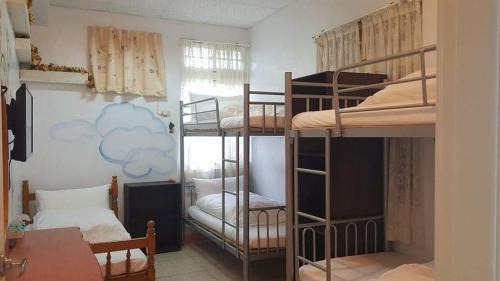 Changbin House | 小阿姨野花