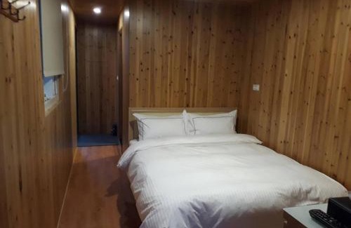 Yuanshan House | 山水聽風會館