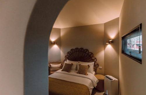 Yuanshan Cabin | 山里蒔花 Daily Blossom Stay & More