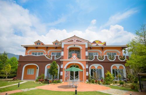 Yuchi Bed & Breakfast | 山閱聖堡羅莊園