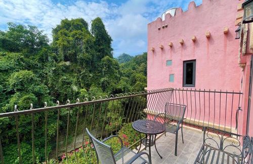 Zhuolan Bed & Breakfast | 岩川森林民宿 Springcreek B&B