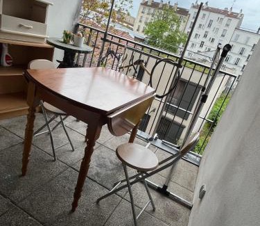 Les Lilas House | 幸福小屋