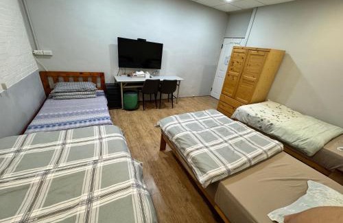 Shengang House | 彰濱伸港民宿