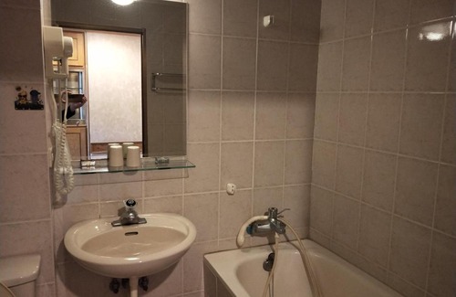 Daxi District House | 新大溪民宿 New Daxi B&B 桃園市民宿036號