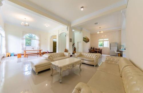 Yuchi House | 日月潭包棟20位日漫莊園