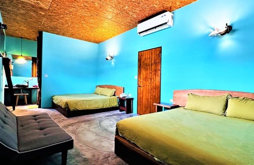 Eluan Bed & Breakfast | 晨灣