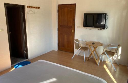 Ren'ai House | 杏香紅民宿