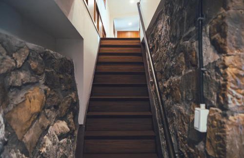 Ruifang House | 村造 House of Stone 2-6人包棟九份金瓜石