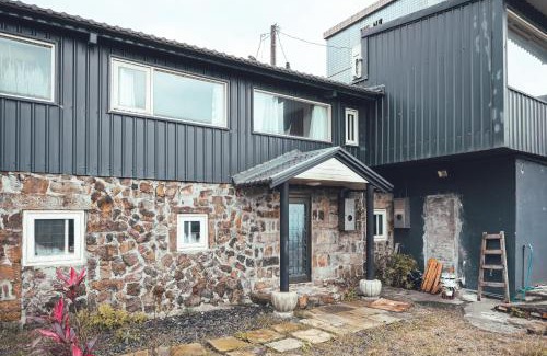 Ruifang House | 村造 House of Stone 2-6人包棟九份金瓜石