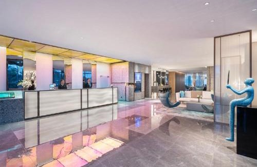 Yuhang District Hotel | 杭州运河万达广场桔子水晶酒店