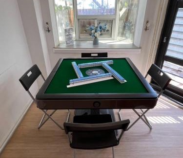 Longshui Villa | 松鼠遇見花