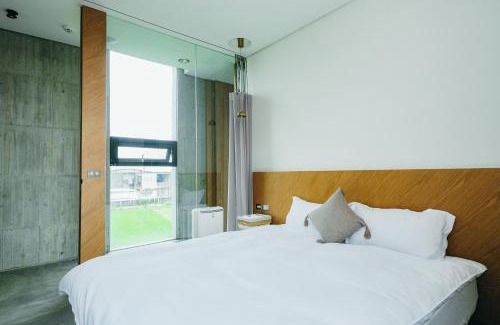 Dongshan House | 樹墅Villa宜蘭寵物友善包棟民宿丨溜滑梯丨烤肉丨Switch