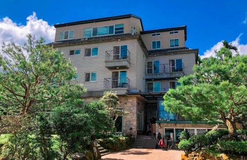 Lugu House | 溪頭吉野民宿Ji-Ye