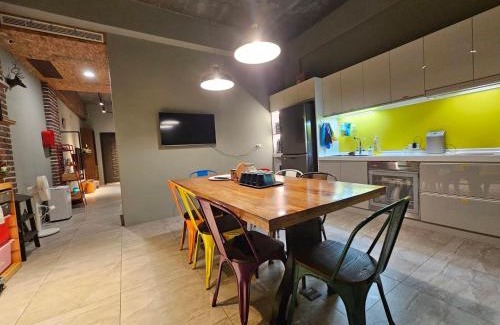 Dongshan House | 熊熊&妮妮