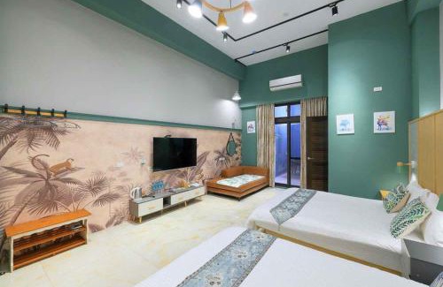 Hualien City Centre House | 秀森山電梯民宿Show B&B