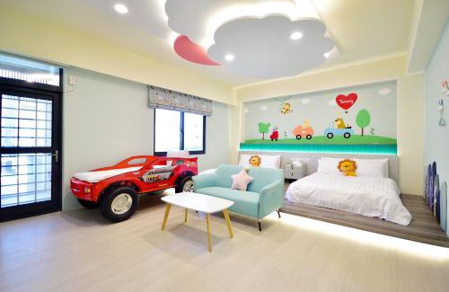Taitung House | 童馨親子包棟民宿 溜滑梯 戲水池 電動麻將