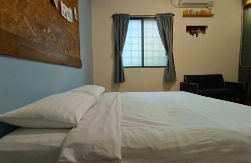 Longjing House | 肆拾光陰 寵物友善 老宅民宿 Forty Time Homestay