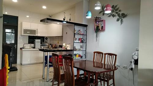 Tianwei House | 花田葉舍