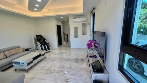 Yuanshan House | 莫民宿 MO Homestay