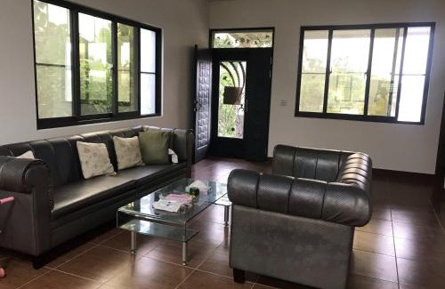 Wanluan Villa | 近萬巒豬腳街養生民宿