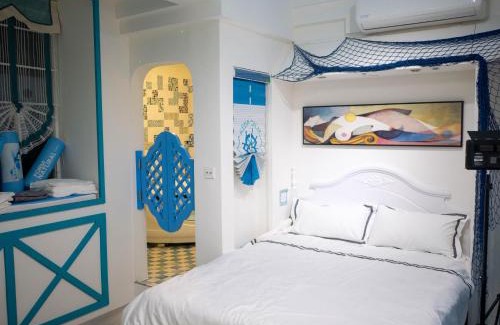 Luodong House | 【遇見婚紗秘境】夜市4人包館、百萬影院KTV、Xbox、按摩浴缸/椅、真空管、好友同樂會