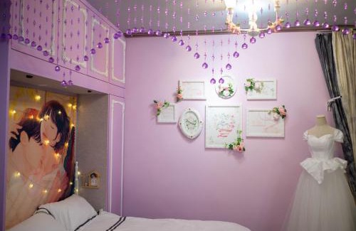 Luodong House | 【遇見婚紗秘境】夜市4人包館、百萬影院KTV、Xbox、按摩浴缸/椅、真空管、好友同樂會