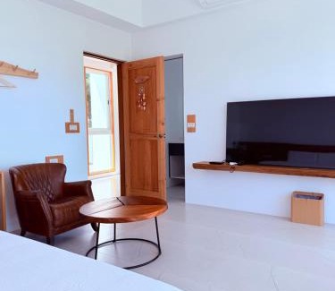 Donghe House | 金樽浪花