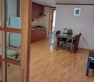 Hwagae Apartment | 지리산숙소