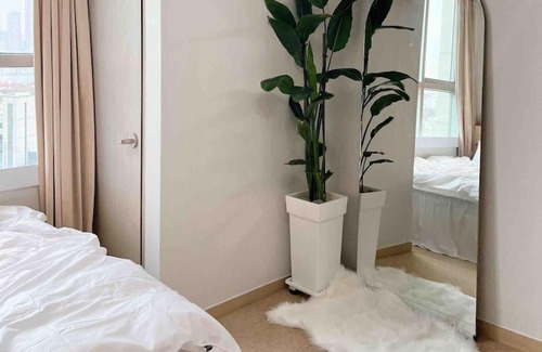 Seogyo-dong Apartment | 홍대 5분 한강뷰! [#한강뷰 #벽난로 #빔프로젝터 #합정역10초] 호텔침구