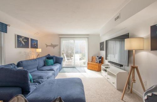 South Chatham House | 0 6 Miles to Beach Great for families