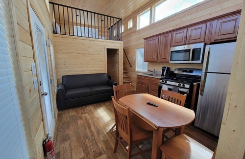 Valle Cottage | 076 Tiny Home near Grand Canyon South Rim Sleeps 8