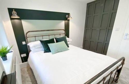 Folkestone Apartment | 09. Top Deck