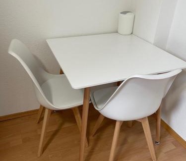 Neudorf-Nord Apartment | 1,5 Zimmer Apartment, 38,5 qm, Multimedia TV, Uni, HBF