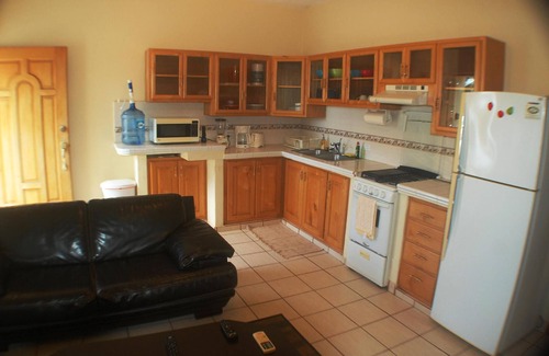 El Pescadero Villa | 1-7BR Beachfront Villa W/Pool & Jacuzzi Infront of Surf! Large or Small Groups!