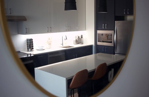 South Side Flats Apartment | 1 bd/1 ba with balcony, minutes to downtown Pitt, amenities included