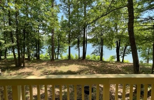 LaGrange Cabin | 1 bd Lakepoint Cabin #5 -Nature |Privacy |fishing.