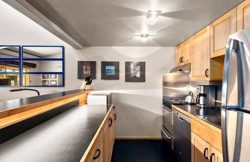 Snowmass Village Condo | 1 Bdrm and Loft 2 Bath Stonebridge Condos 724/Pet Friendly, see desc for policies
