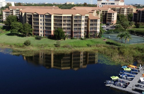 Florida Central Atlantic Coast Resort | 1 Bdrm Luxury Studio, sleeps 4.minutes from Universal Studios, shopping & More