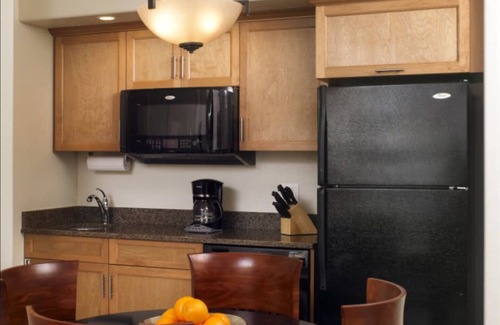 North Scottsdale Villa | 1 Bdrm Villa: Scottsdale AZ, Jackson-Barret Fall Auction!