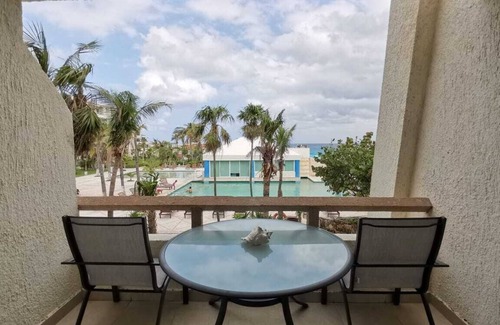 Zona Hotelera Condo | 1 BED 1 BATH