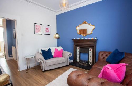 Alexandria Apartment | 1 Bed Cosy Loch Lomond base