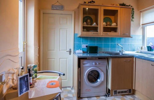 Guisborough House | 1 Bed Guisborough Option of Twin Sofabed - Extra